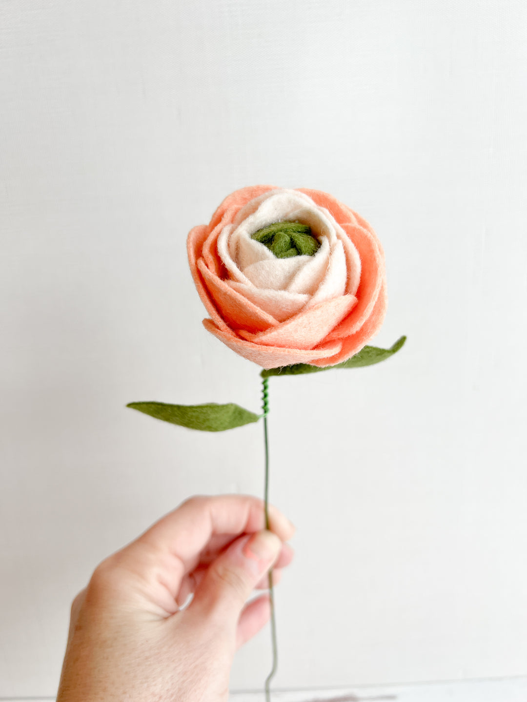 Ranunculus Stem (Felt)