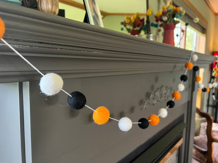 Halloween Felt Wool ball Garland