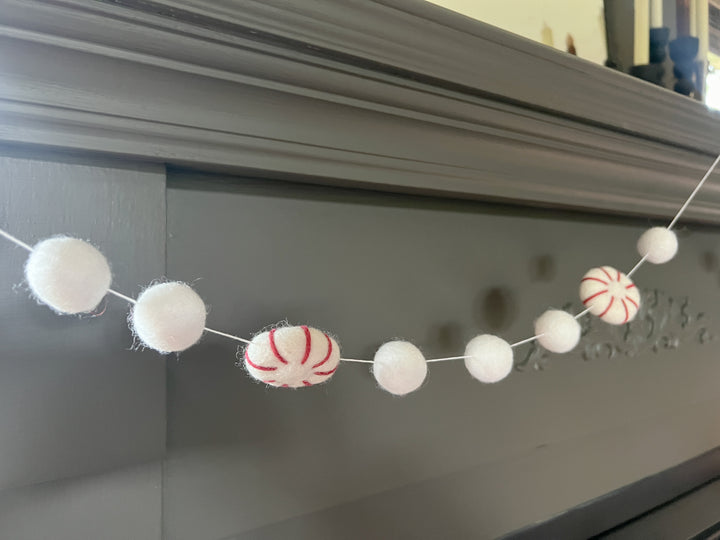 White Peppermint Cheer Festive Garland