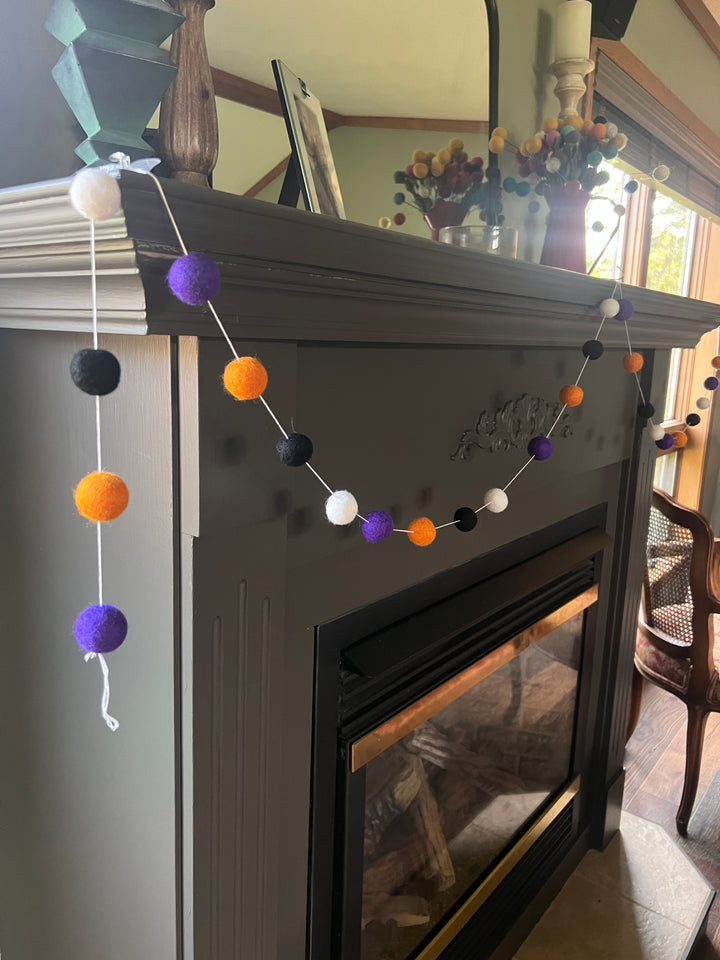 Witches Brew Halloween Garland